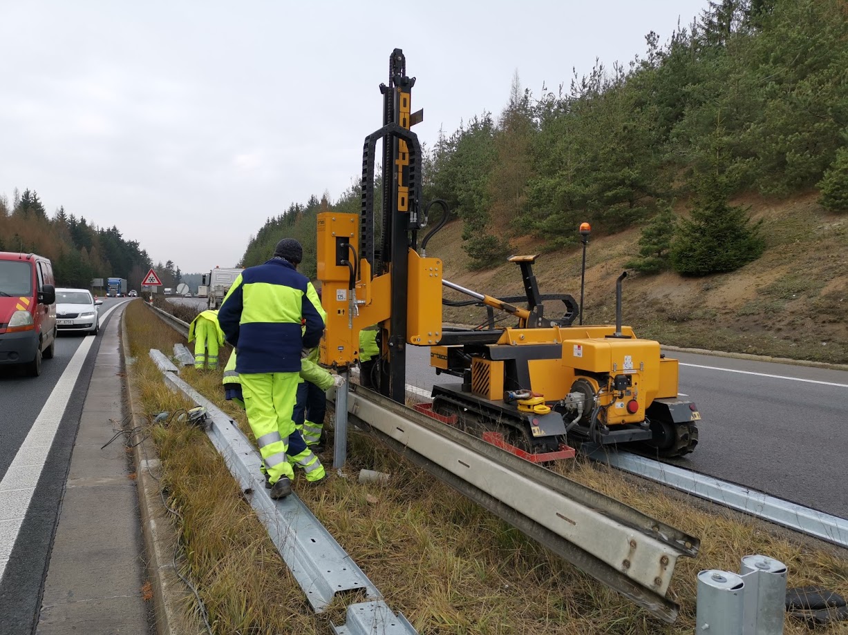 Opravy svodidel na dálnici D5 2019